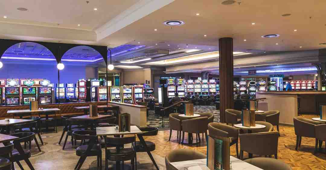 Felix Casino là sự kết hợp hoàn hảo giữa khu khách sạn nghỉ dưỡng và sòng bài